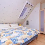 Neue Reihe 11a Haus Ankalath 度假居 青斯特