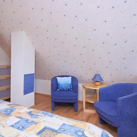 Neue Reihe 11a Haus Ankalath *