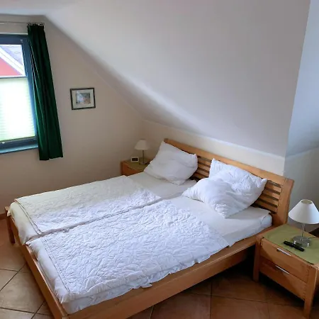 Neue Reihe 11a Haus Ankalath 펜션 징스트