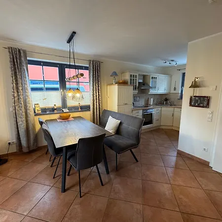 Neue Reihe 11a Haus Ankalath * Ostseeheilbad Zingst